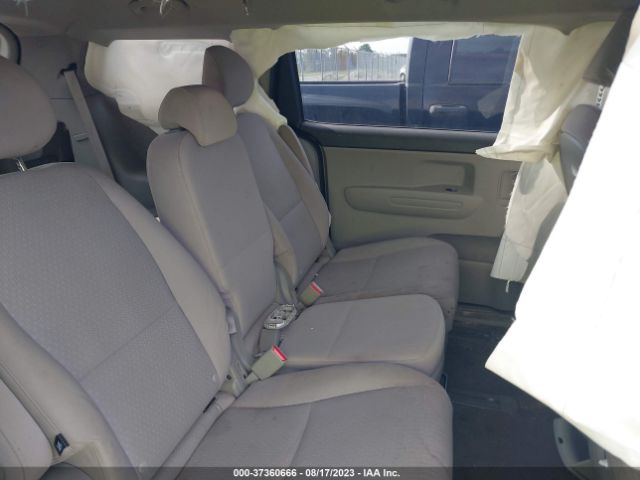 KNDMB5C13G6181938 KIA SEDONA LX
