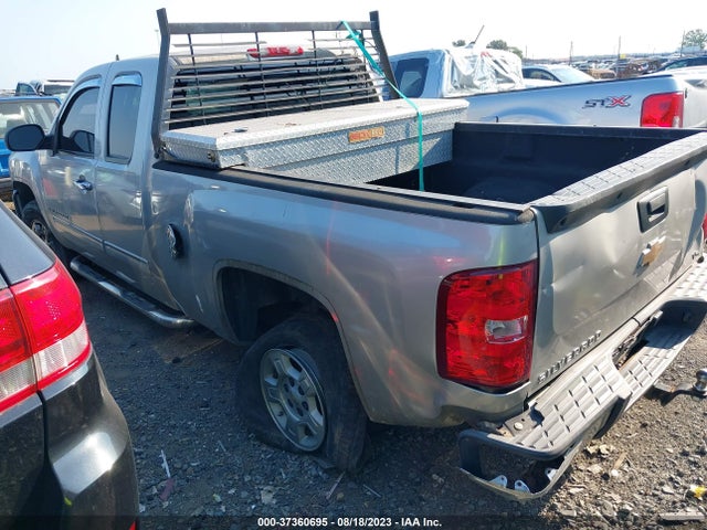 2009 CHEVROLET SILVERADO 1500 LS VIN: 2GCEK19C691128571