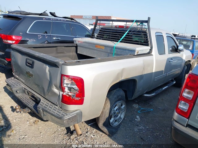 2009 CHEVROLET SILVERADO 1500 LS VIN: 2GCEK19C691128571