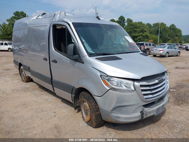 2019 WDRPF1CD0KT005489 main image