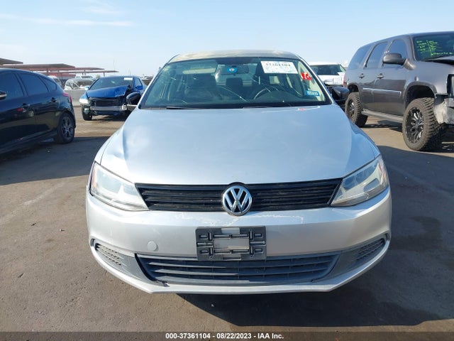 3VW2K7AJ7EM334109 Volkswagen Jetta Sedan S