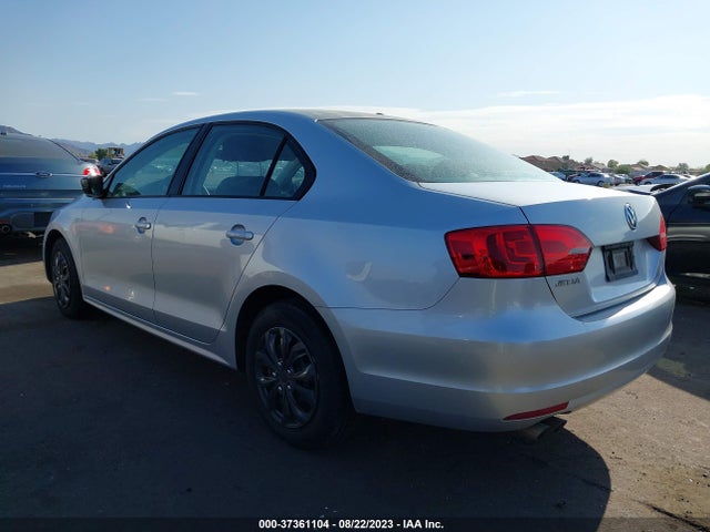 3VW2K7AJ7EM334109 Volkswagen Jetta Sedan S
