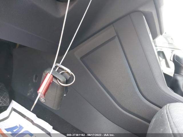 3VV1B7AX4LM076665 Volkswagen Tiguan 2.0t S