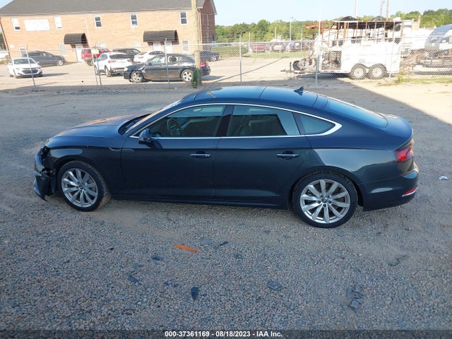 WAUBNCF54JA059219 Audi A5 Sportback Premium Plus
