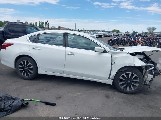 2018 NISSAN ALTIMA 2.5 SV VIN: 1N4AL3AP8JC256658