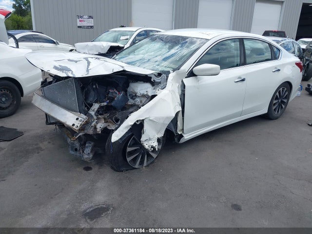 2018 NISSAN ALTIMA 2.5 SV VIN: 1N4AL3AP8JC256658