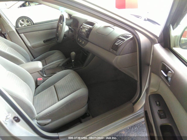 2005 TOYOTA CAMRY LE VIN: 4T1BE32KX5U516520