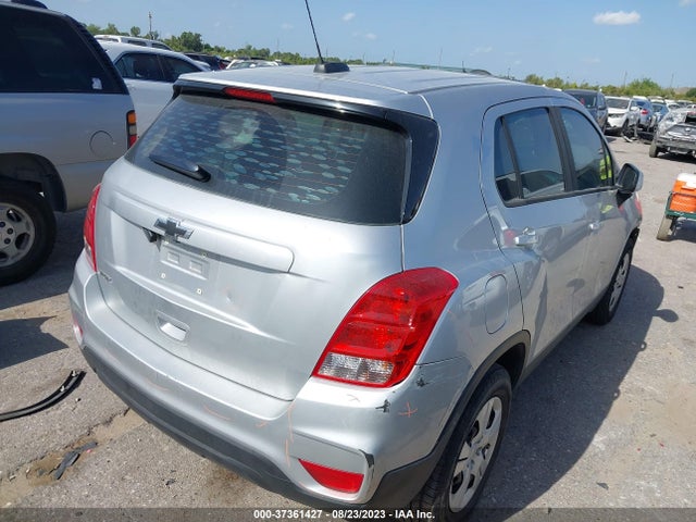 Chevrolet TRAX LS 2017 KL7CJKSB9HB090475 Image 4