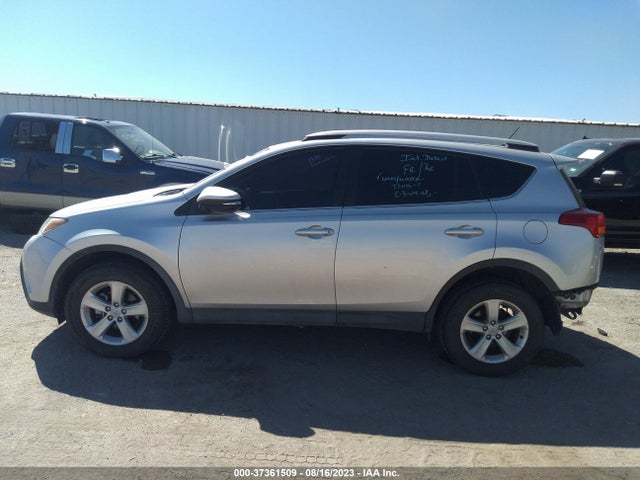 2014 TOYOTA RAV4 XLE VIN: 2T3RFREV9EW154627