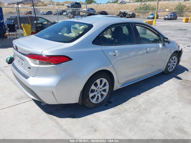 Toyota COROLLA LE 2022 JTDEPMAE0N3029135 Image 4
