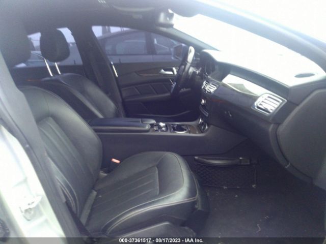 WDDLJ7DB3EA117870 Mercedes-Benz Cls-class Cls 550