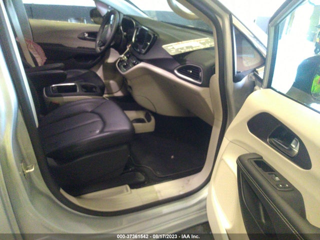 2C4RC1BGXPR594076 Chrysler Pacifica Touring L