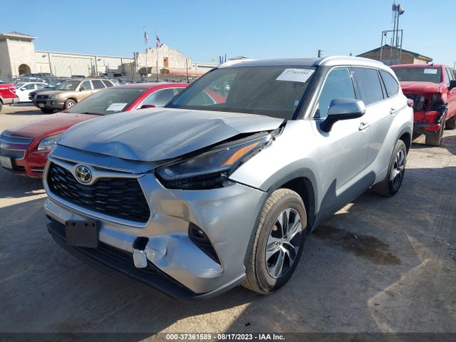 Toyota Highlander Xle 2021 5TDGZRAH4MS531167 Image 2