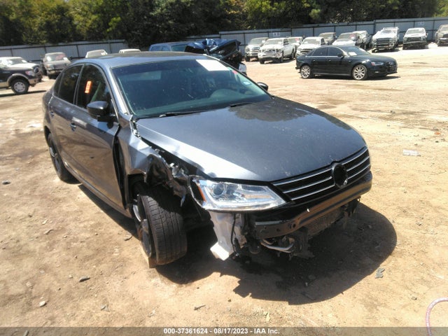 3VW2K7AJ2FM215725 Volkswagen Jetta Sedan 2.0l S