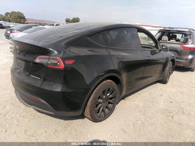 Tesla Model Y Long Range 2023 7SAYGDEE0PF707396 Image 10