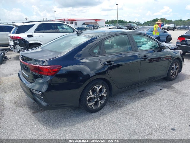 KIA Forte Lxs 2020 3KPF24AD8LE153895 Image 4