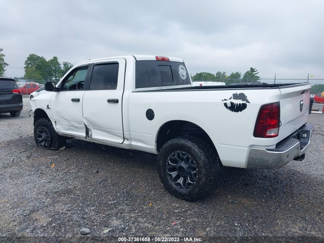3C6UR5DL4JG246059 RAM 2500 Slt