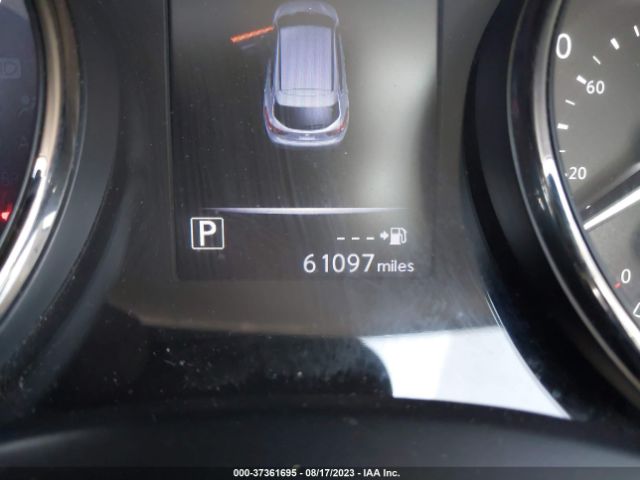 JN1BJ1CRXJW208667 Nissan Rogue Sport Sl