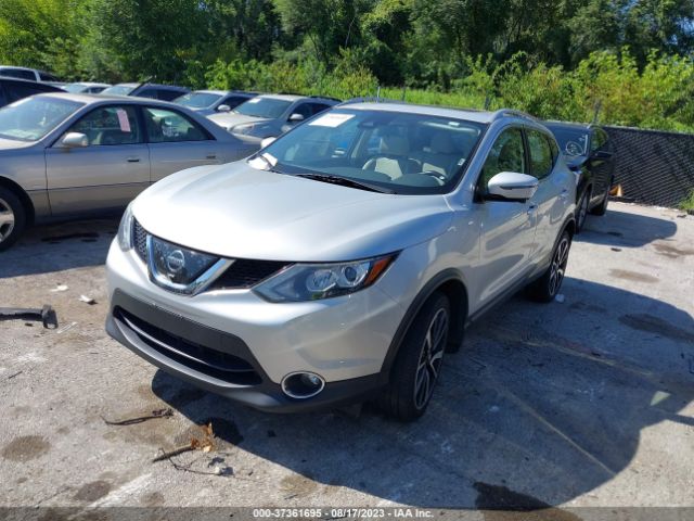 JN1BJ1CRXJW208667 Nissan Rogue Sport Sl