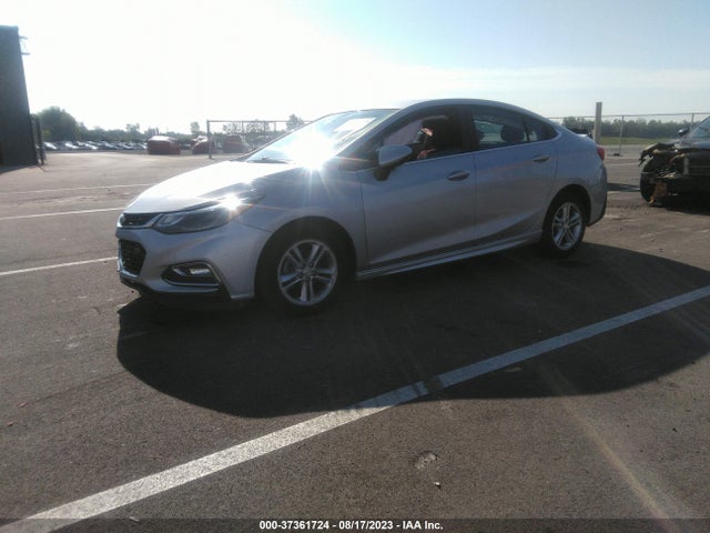 Chevrolet CRUZE LT 2017 1G1BE5SMXH7249702 Image 2