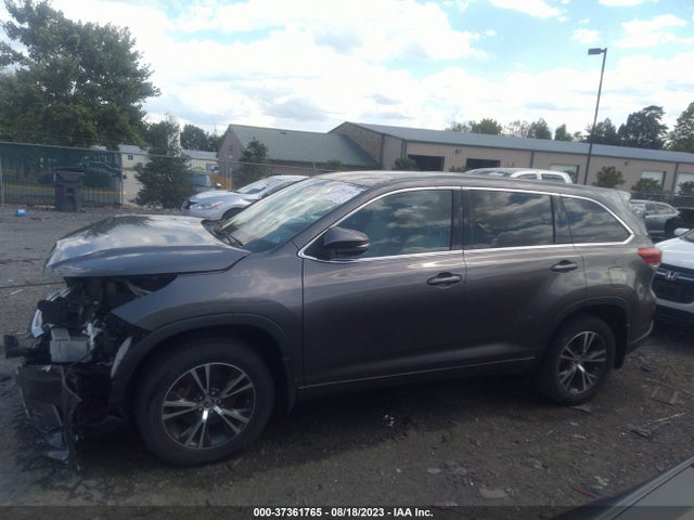 2017 TOYOTA HIGHLANDER LE VIN: 5TDBZRFH7HS410660