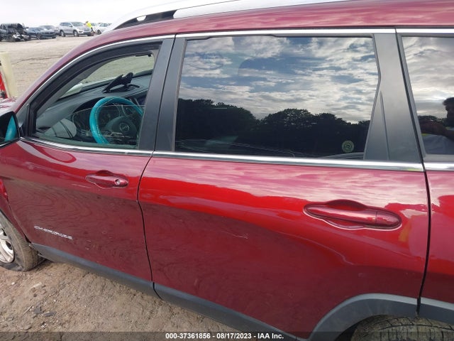 2019 JEEP CHEROKEE LATITUDE VIN: 1C4PJLCB2KD262737