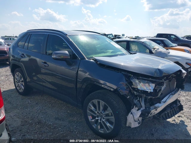 2021 TOYOTA RAV4 XLE PREMIUM VIN: JTMA1RFV8MD078680
