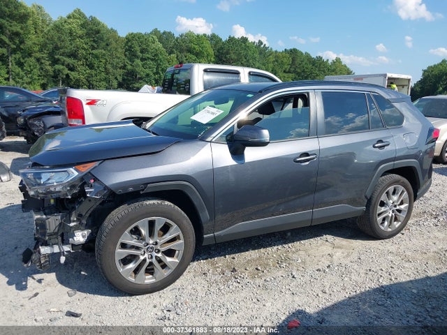 2021 TOYOTA RAV4 XLE PREMIUM VIN: JTMA1RFV8MD078680