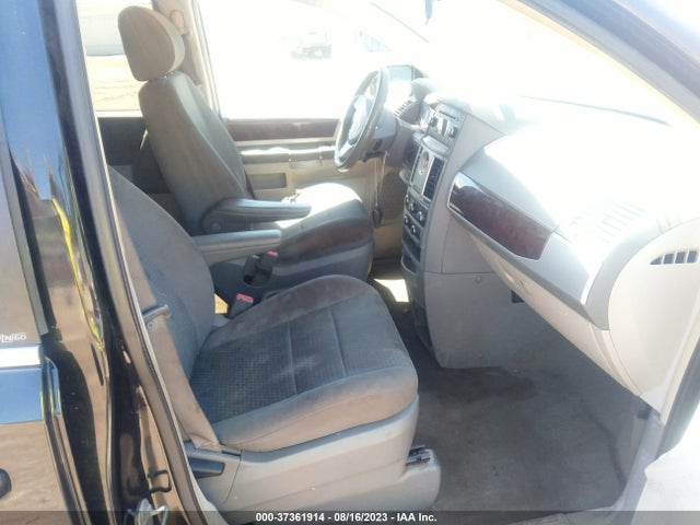 2010 CHRYSLER TOWN & COUNTRY TOURING VIN: 2A4RR5D18AR493215