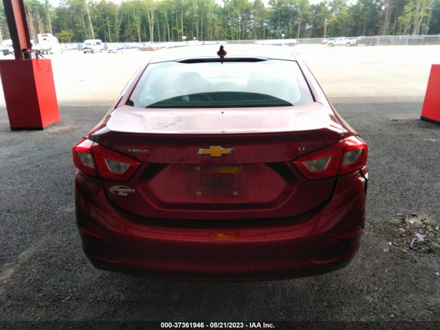 Chevrolet CRUZE LT 2018 1G1BE5SM8J7110500 Image 16