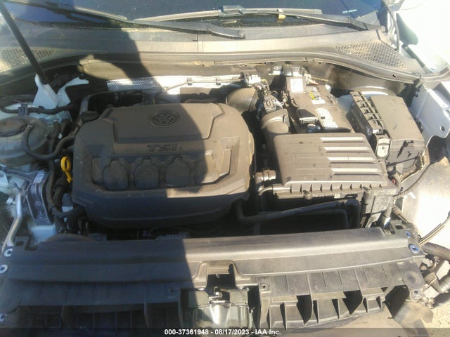 3VV1B7AXXJM107818 Volkswagen TIGUAN S