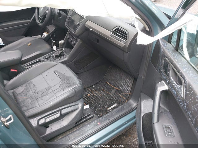 2019 VOLKSWAGEN TIGUAN SE/SEL/SEL R-LINE VIN: 3VV2B7AX4KM191284