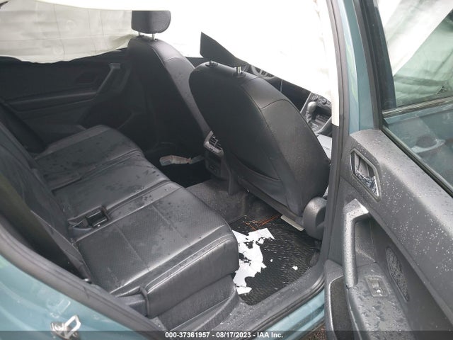 2019 VOLKSWAGEN TIGUAN SE/SEL/SEL R-LINE VIN: 3VV2B7AX4KM191284