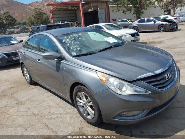 2013 HYUNDAI SONATA GLS VIN: 5NPEB4AC2DH556416