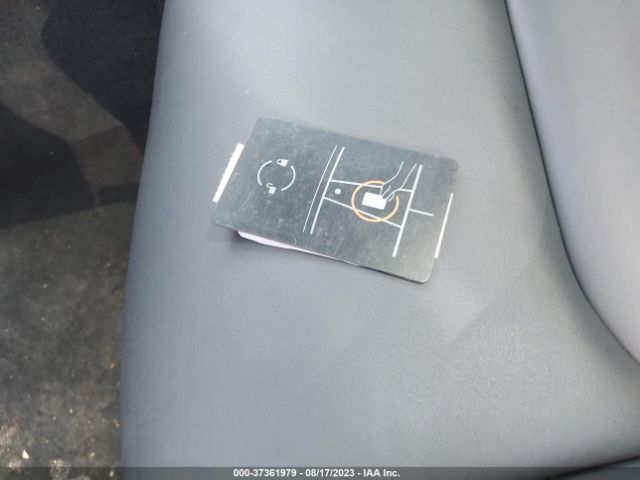 7SAYGDEE9NF374709 Tesla Model Y Long Range
