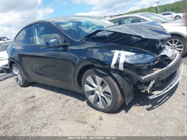 7SAYGDEE9NF374709 Tesla Model Y Long Range