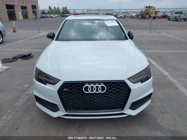 WAUB4AF43JA002430 Audi S4 Premium Plus