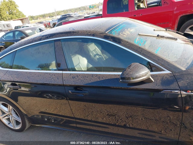 WAUDACF58MA056929 Audi A5 Sportback S Line Premium