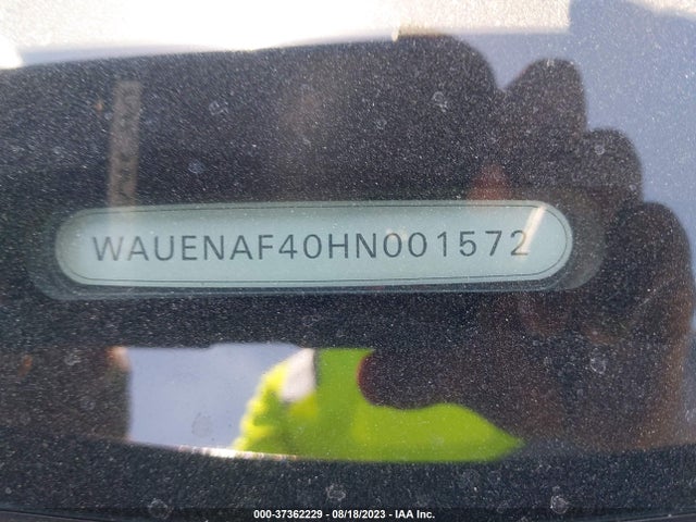 WAUENAF40HN001572 Audi A4 Premium Plus