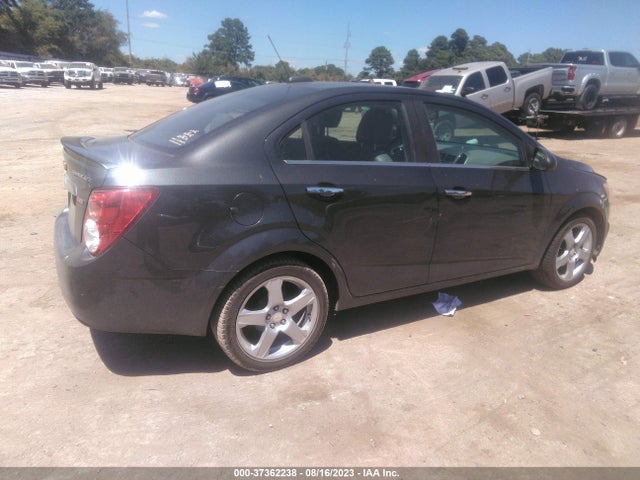 Chevrolet SONIC LTZ 2016 1G1JE5SB6G4140129 Image 10