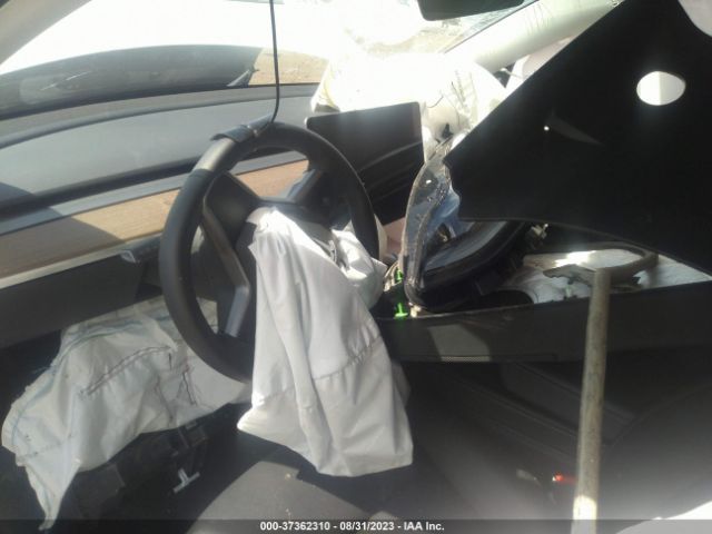 7SAYGDEF1PF665586 Tesla Model Y Performance