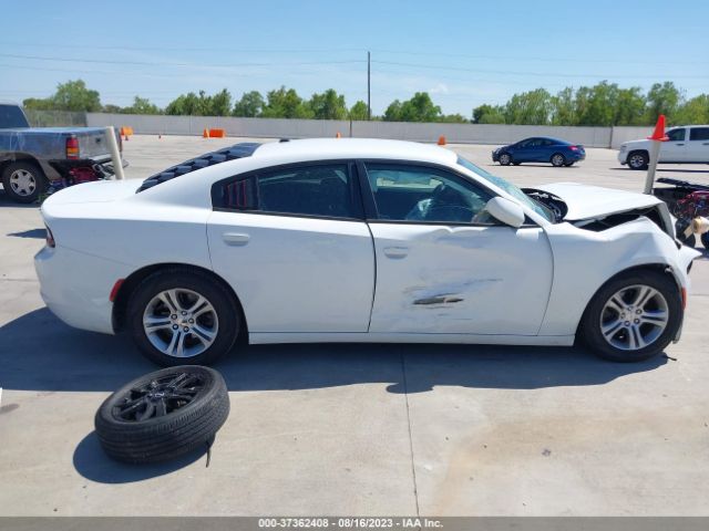 2C3CDXBGXFH801161 Dodge Charger Se