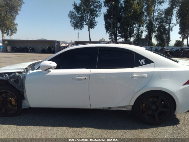 JTHBA1D2XJ5081759 Lexus Is Is 300