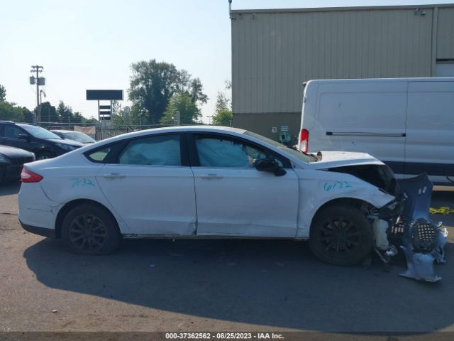 1FA6P0G71G5136147 Ford FUSION S