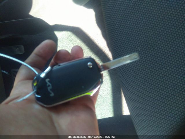 3KPF24AD7PE637594 KIA Forte Lxs
