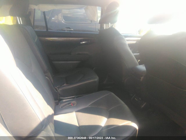 Toyota Highlander Hybrid Platinum 2021 5TDEBRCH3MS065630 Image 8
