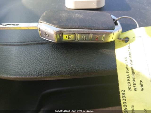 3KPF24AD9LE179079 KIA Forte Lxs