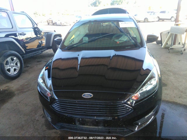 2018 FORD FOCUS SE VIN: 1FADP3FE1JL230945
