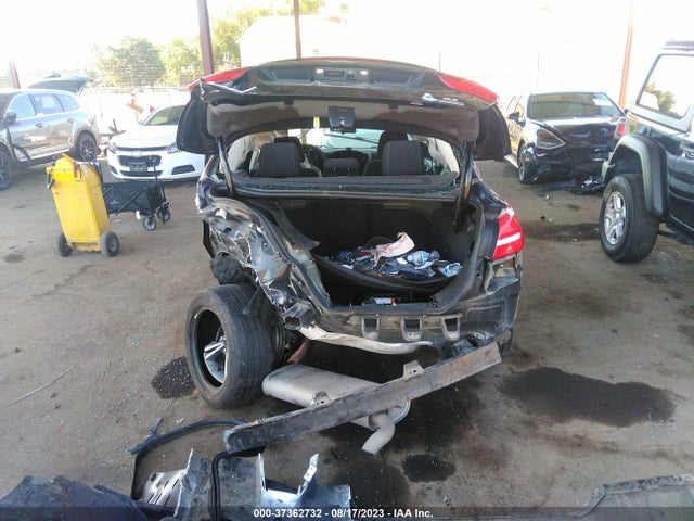 2018 FORD FOCUS SE VIN: 1FADP3FE1JL230945