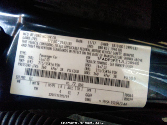 2018 FORD FOCUS SE VIN: 1FADP3FE1JL230945